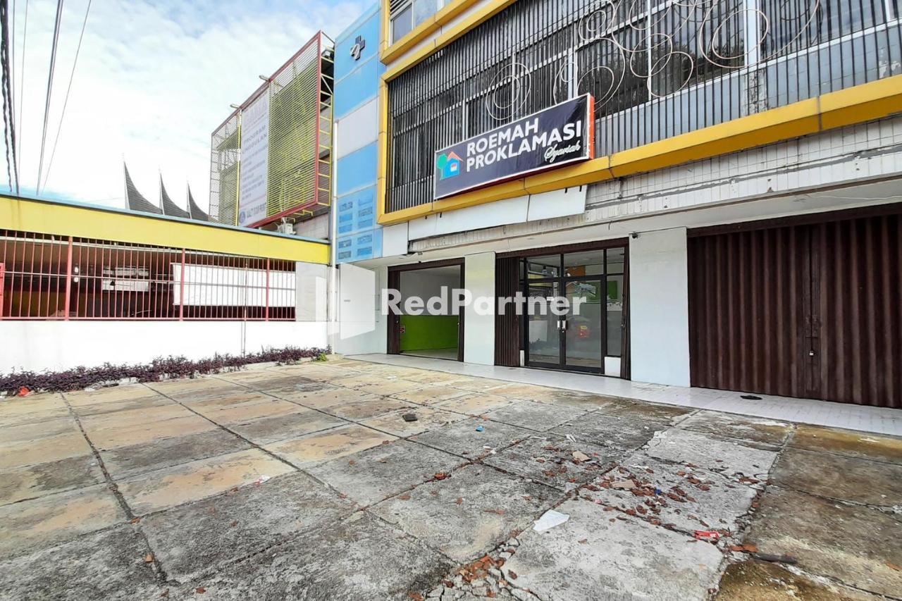 Roemah Proklamasi Syariah Mitra Reddoorz 巴东 外观 照片