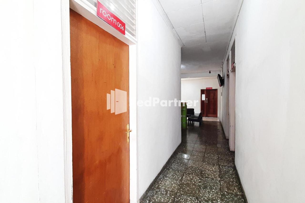 Roemah Proklamasi Syariah Mitra Reddoorz 巴东 外观 照片