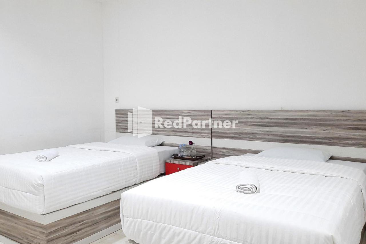 Roemah Proklamasi Syariah Mitra Reddoorz 巴东 外观 照片