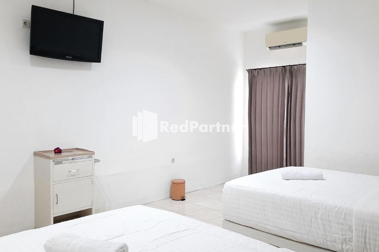 Roemah Proklamasi Syariah Mitra Reddoorz 巴东 外观 照片